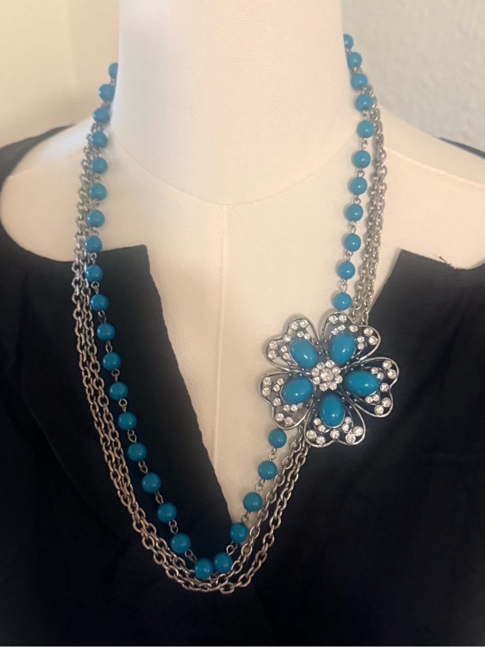 Turquoise Beaded Multi-Chain Flower Pendant Necklace - Women Jewelry